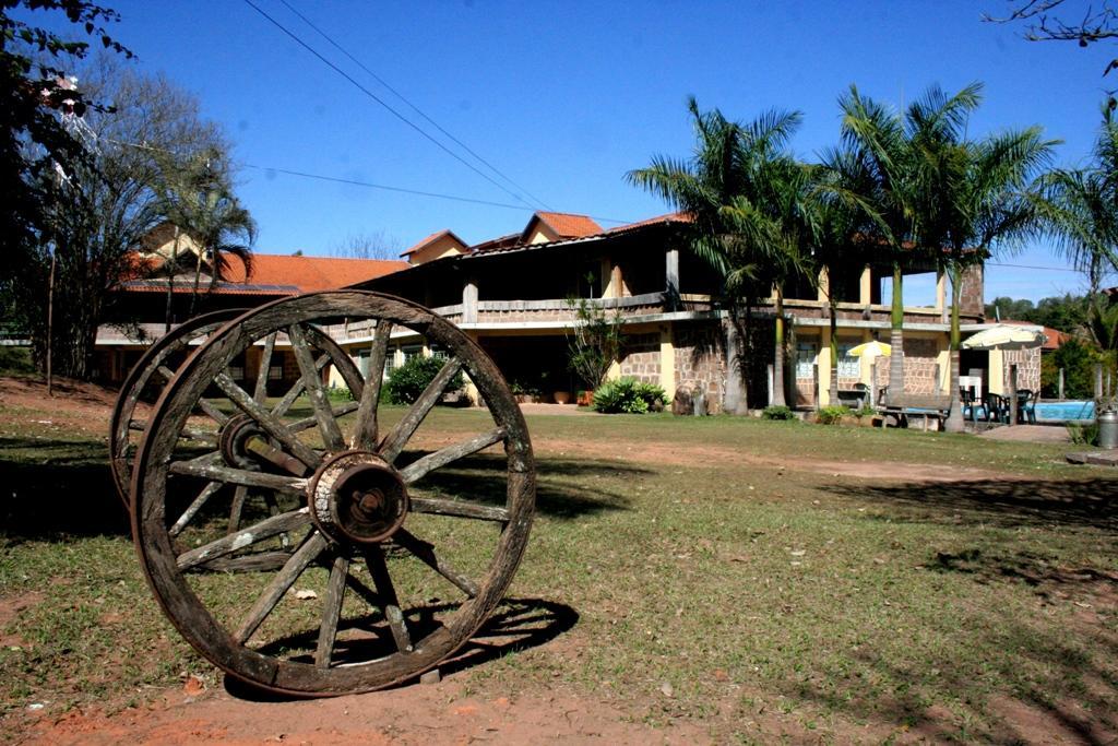 Pousada Fazenda Buracao Mococa Exterior photo